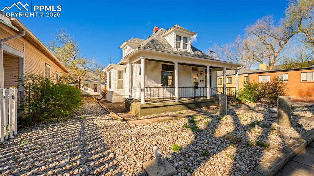 Image 3 of 45: Front of Structure