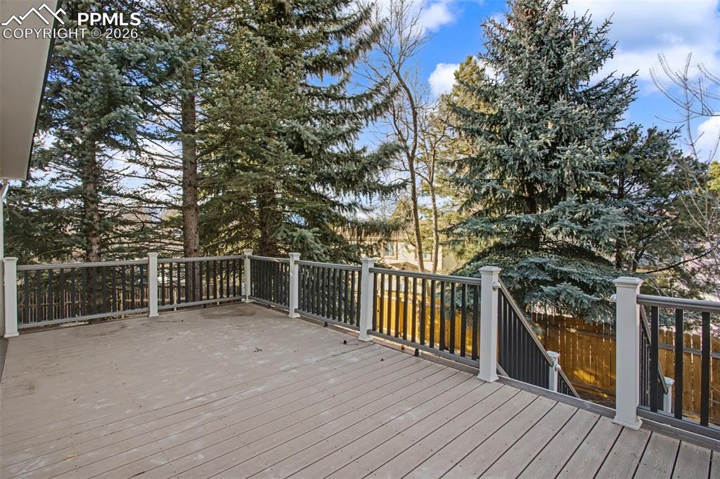 Image 38 of 46: Deck