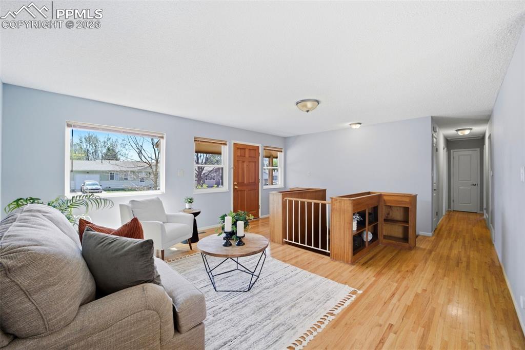 Image 6 of 25: Living Room