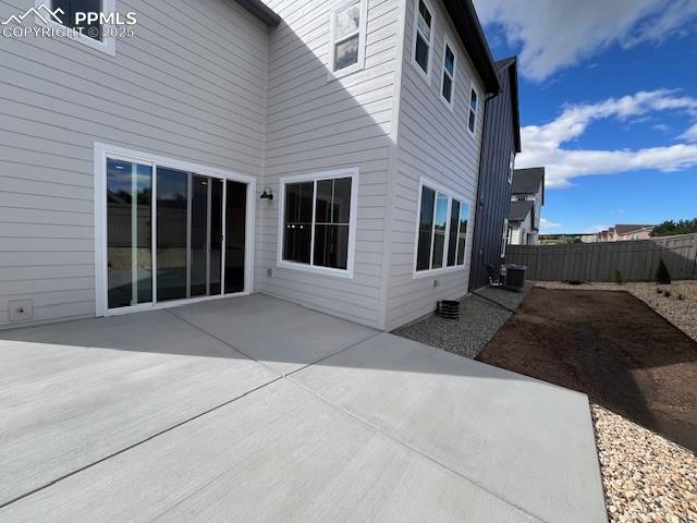 Image 15 of 16: Back of Structure