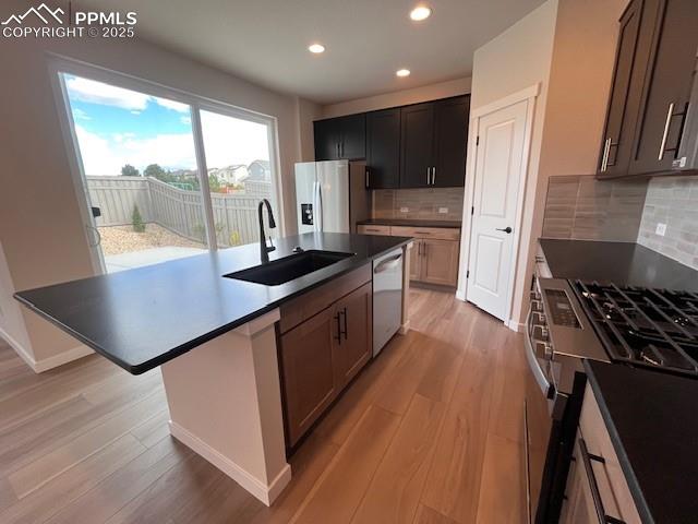 Image 2 of 16: Kitchen