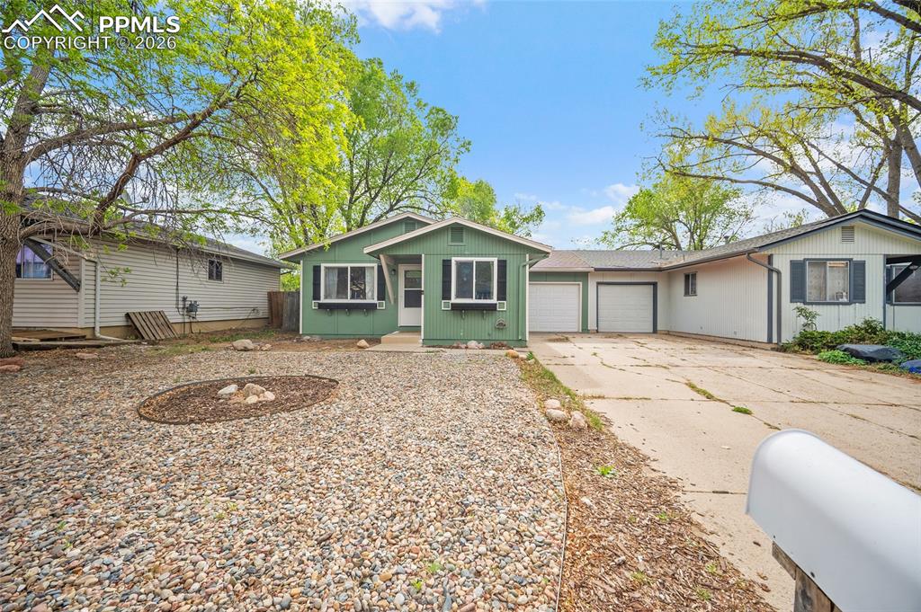 Image 2 of 35: Front of Structure