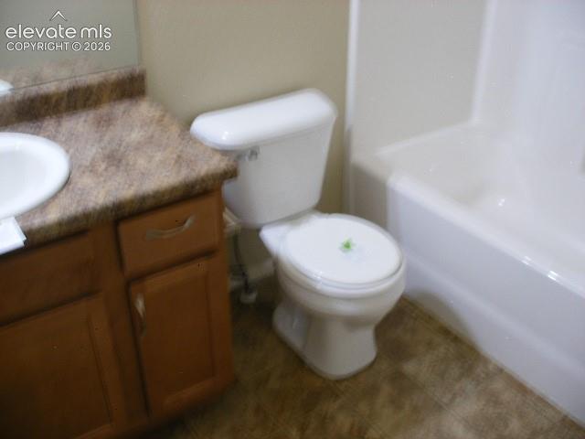 Image 11 of 43: Bathroom