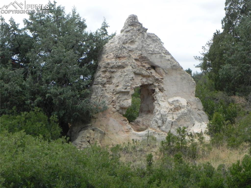 Image 14 of 50: No Description Available