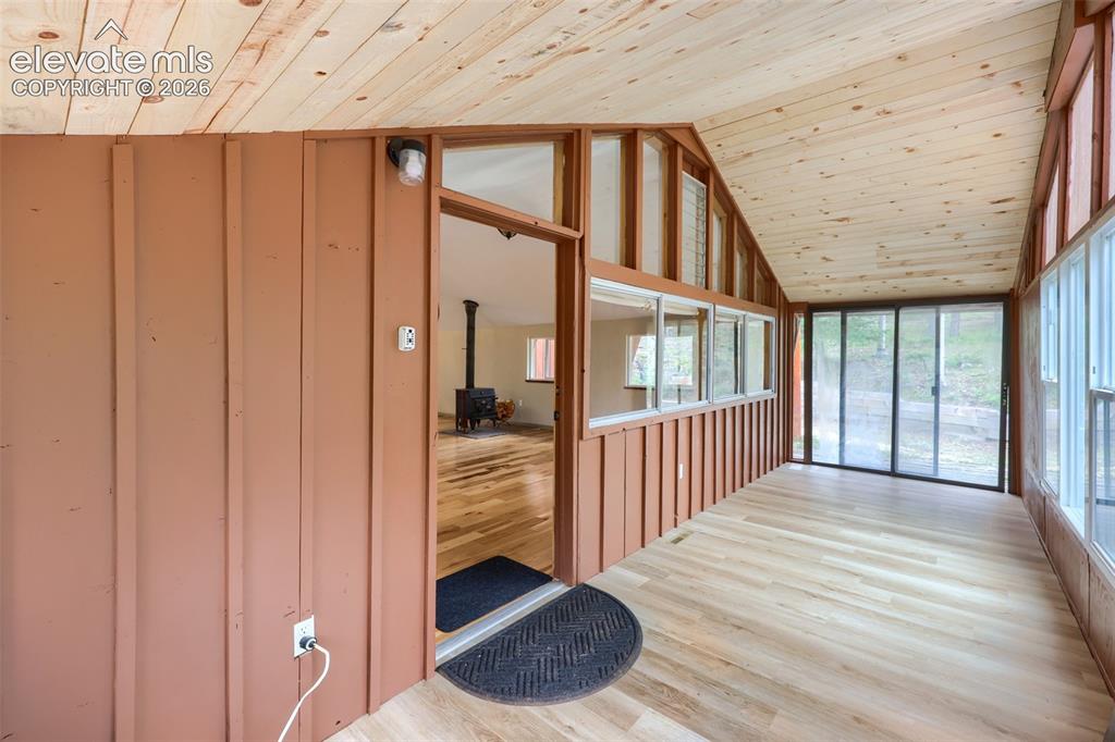 Image 5 of 27: Sun Room