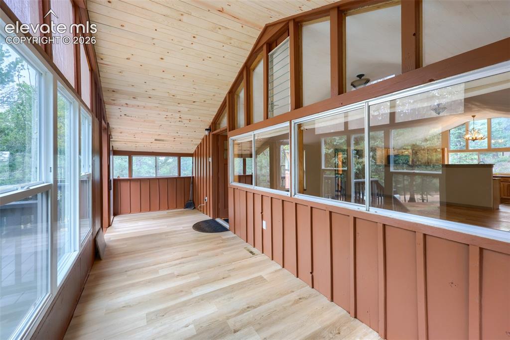 Image 6 of 27: Sun Room