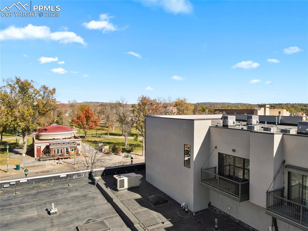 Image 31 of 33: Aerial View