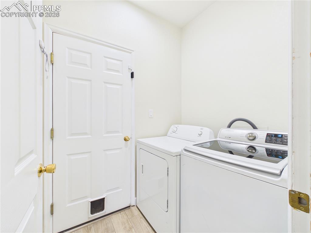 Image 17 of 44: Laundry