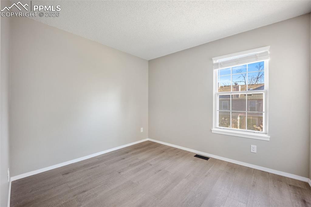 Image 20 of 41: Bedroom