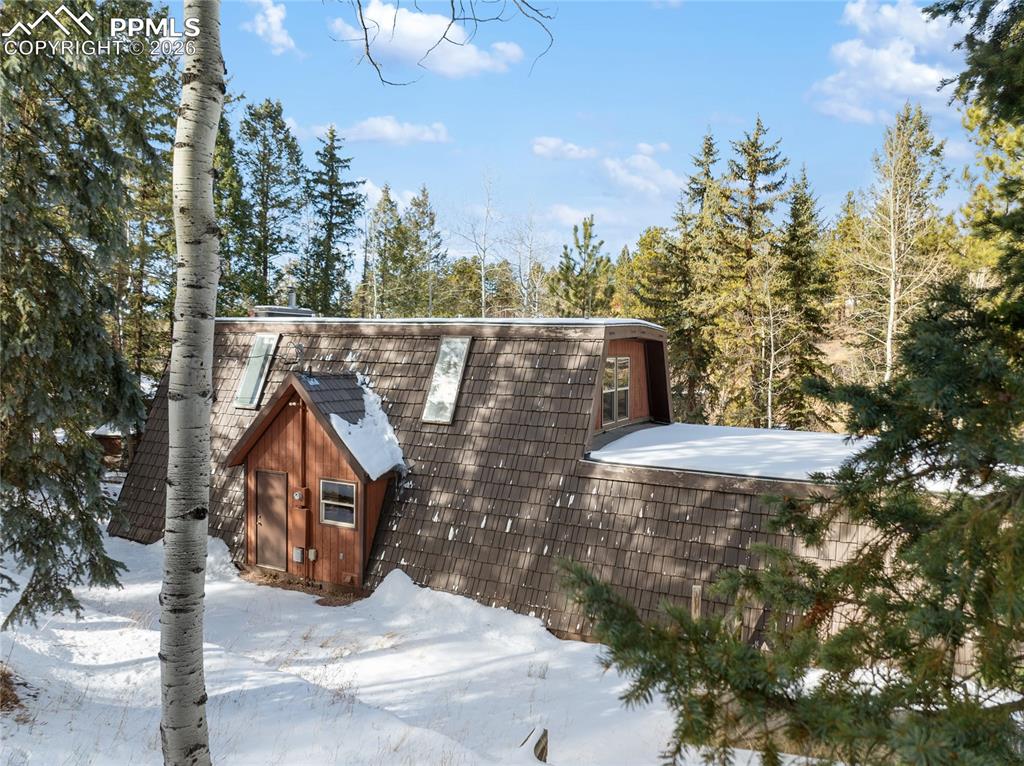 Image 48 of 48: Side of Structure