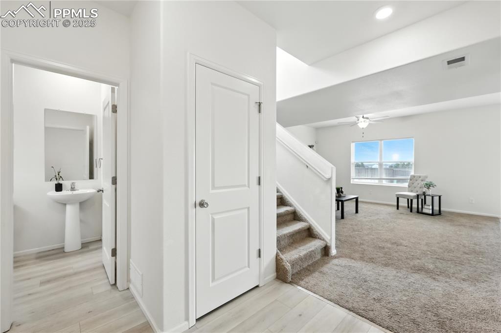 Image 6 of 47: Front Entry into the spacious Living Room.