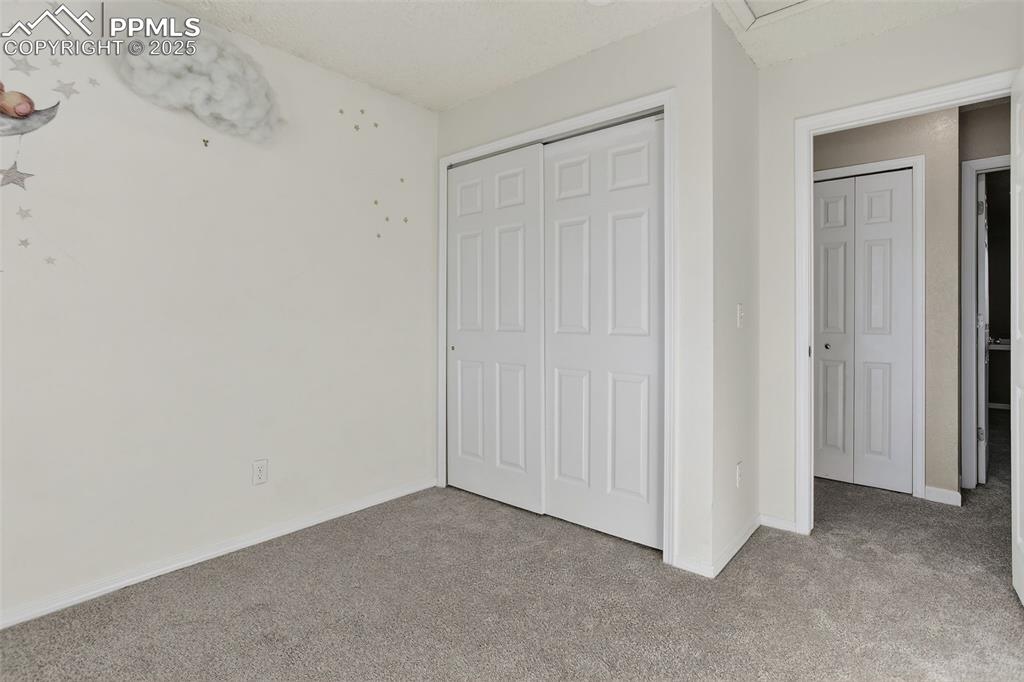 Image 28 of 37: Bedroom