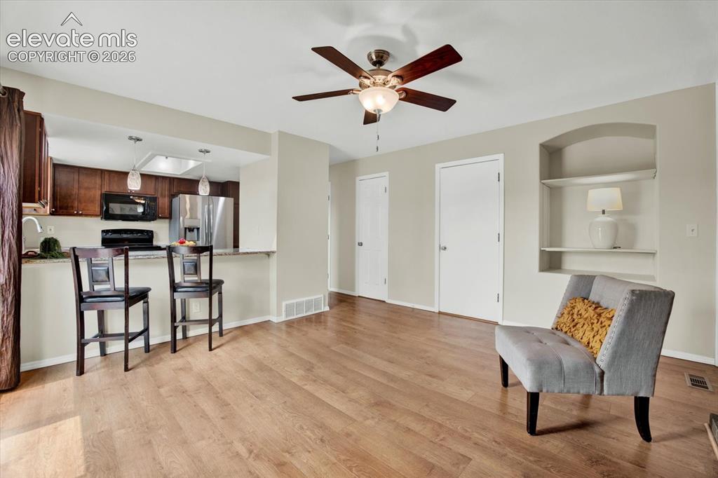 Image 17 of 43: Family Room