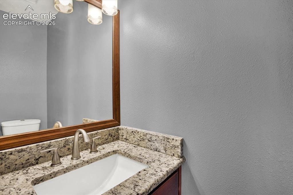 Image 18 of 43: Bathroom