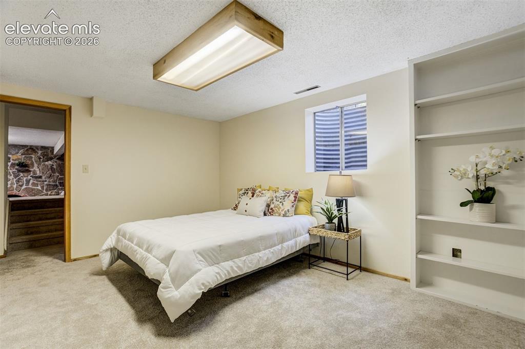 Image 36 of 48: Bedroom