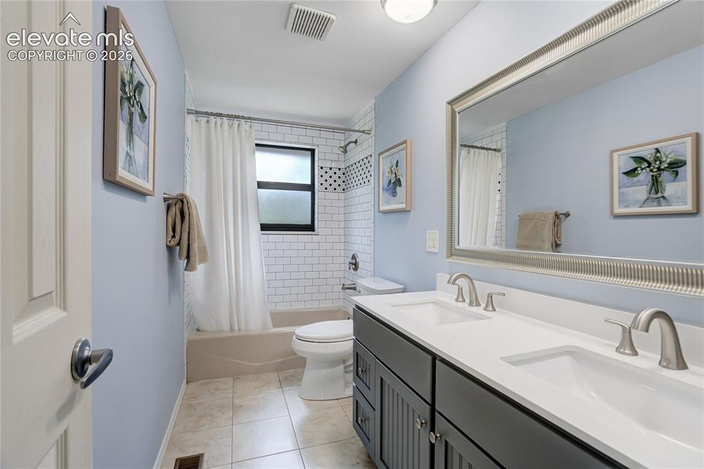 Image 49 of 49: Floor Plan
