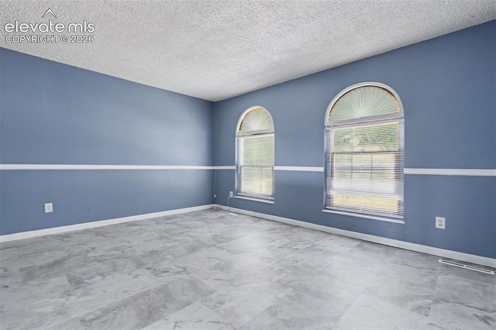 Image 2 of 17: Living-room 