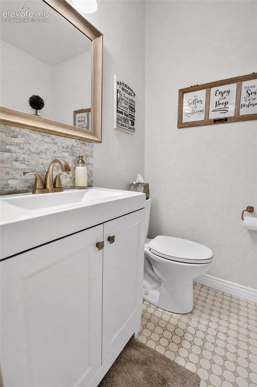 Image 13 of 24: Bathroom
