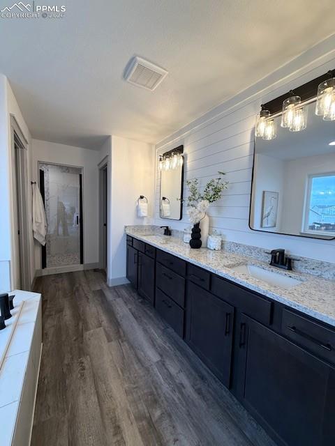 Image 11 of 15: Bathroom