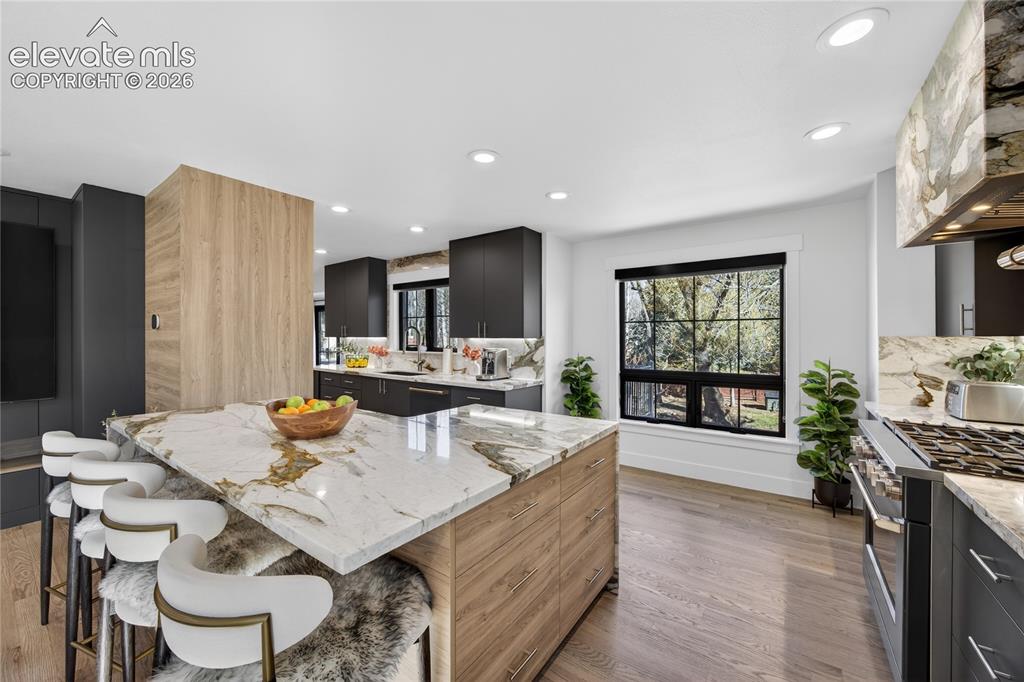 Image 12 of 41: Kitchen