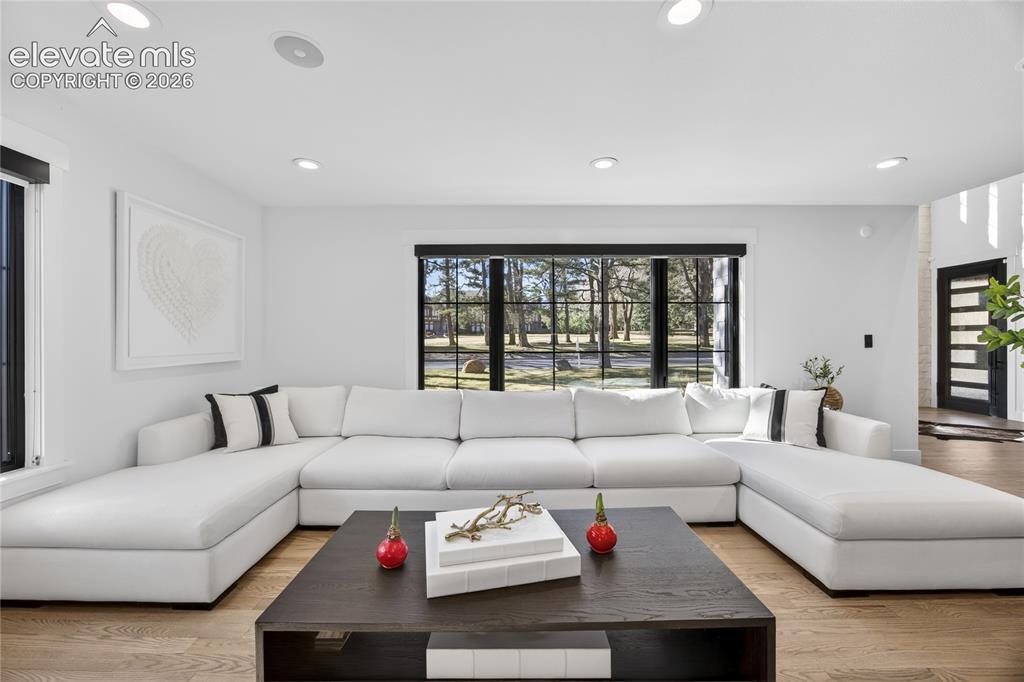 Image 8 of 41: Living Room