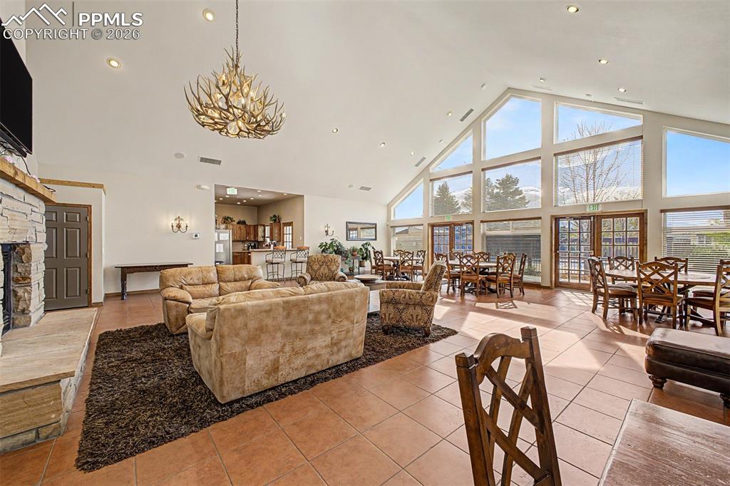 Image 48 of 50: Living Room