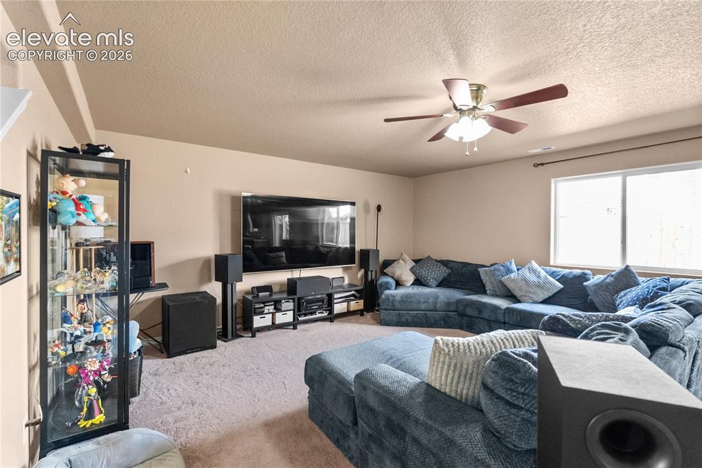 Image 6 of 23: Living Room