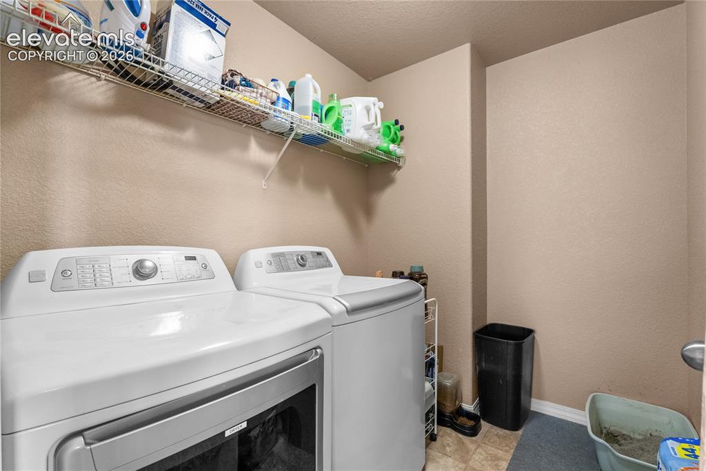 Image 8 of 23: Laundry