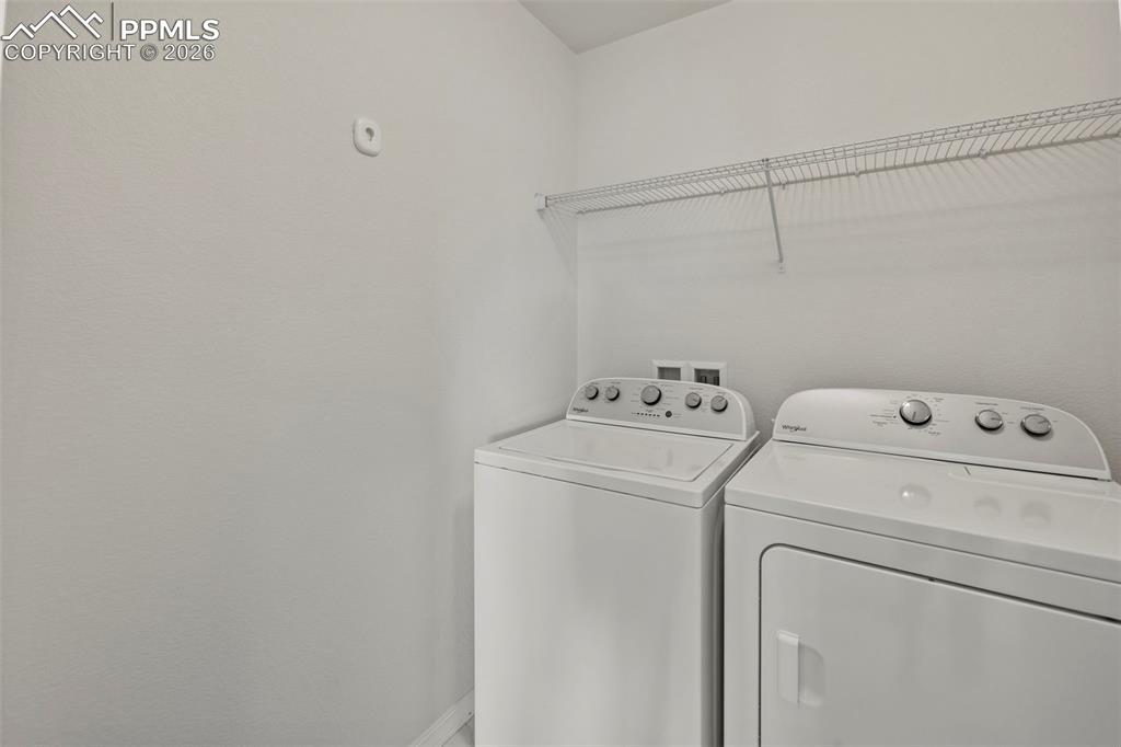 Image 30 of 39: Laundry