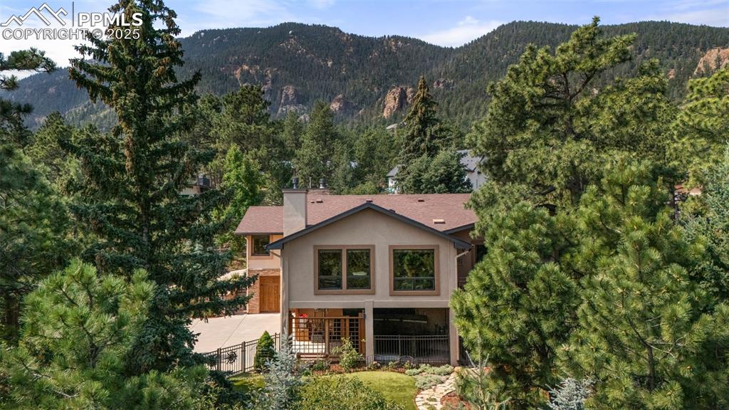 Image 43 of 46: Back of Structure