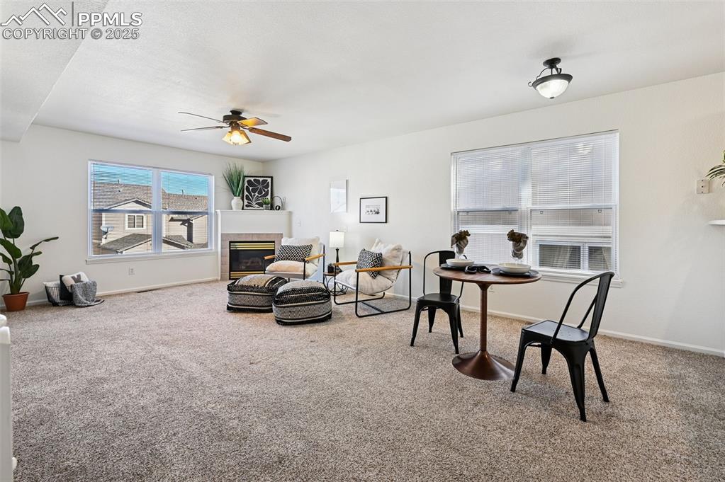 Image 4 of 22: Dining Area