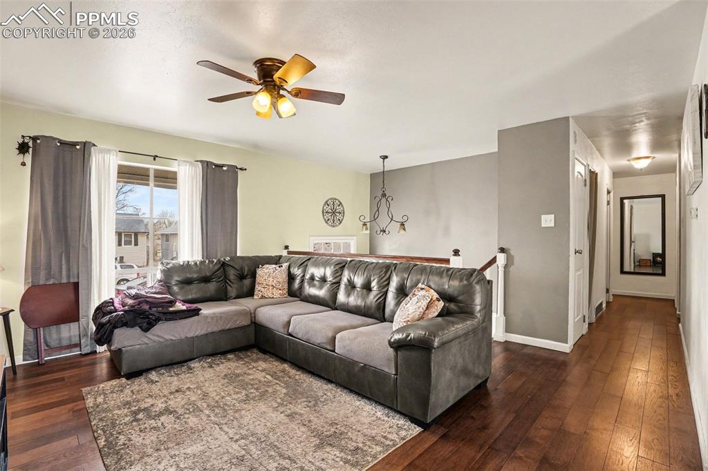 Image 4 of 22: Living Room