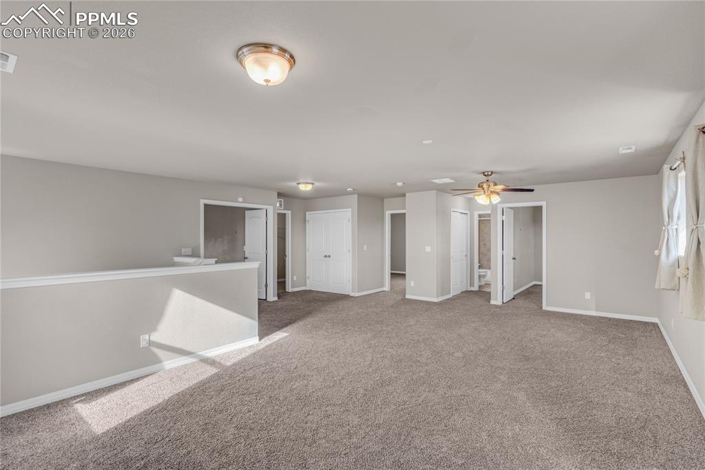 Image 22 of 43: Loft