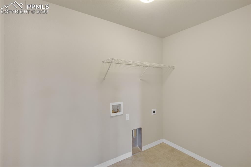 Image 36 of 43: Laundry