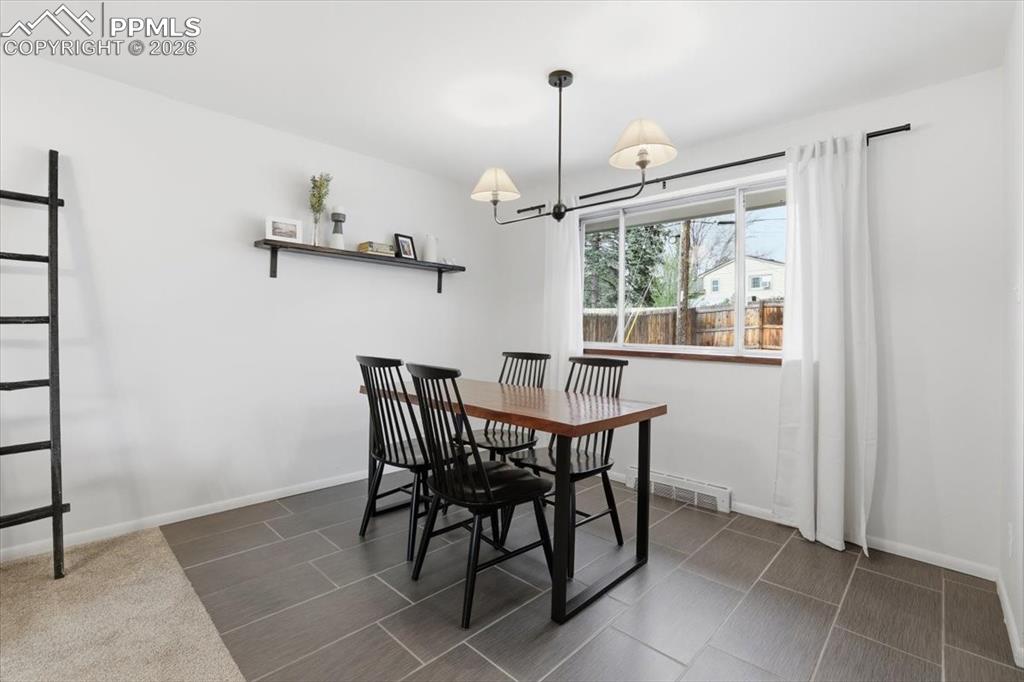 Image 3 of 41: Dining Area