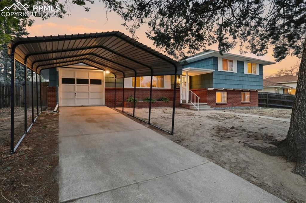 Image 30 of 41: Front of Structure