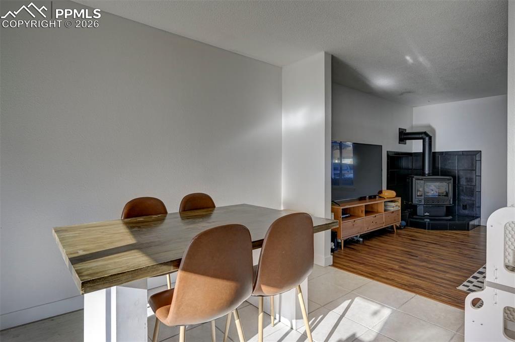 Image 15 of 38: Dining Area