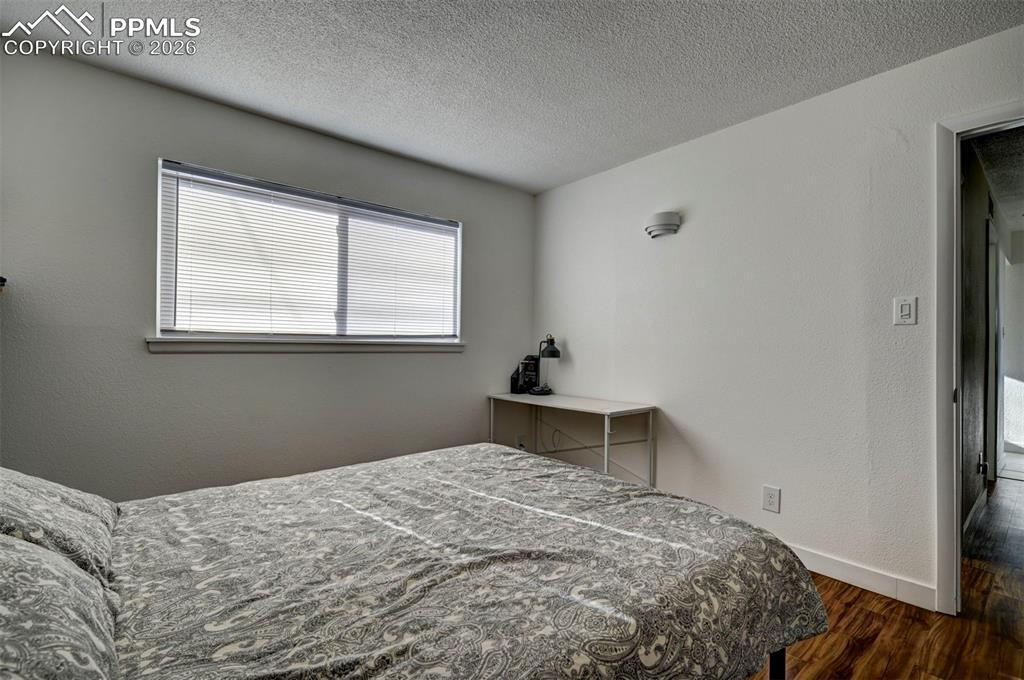 Image 20 of 38: Bedroom