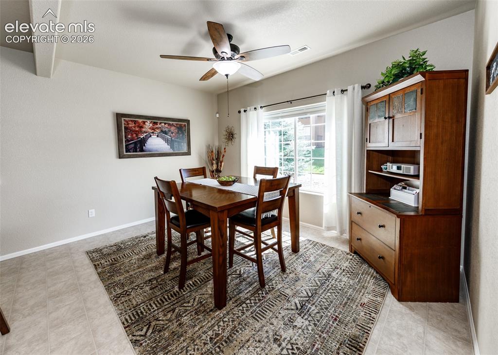 Image 10 of 36: Dining Room