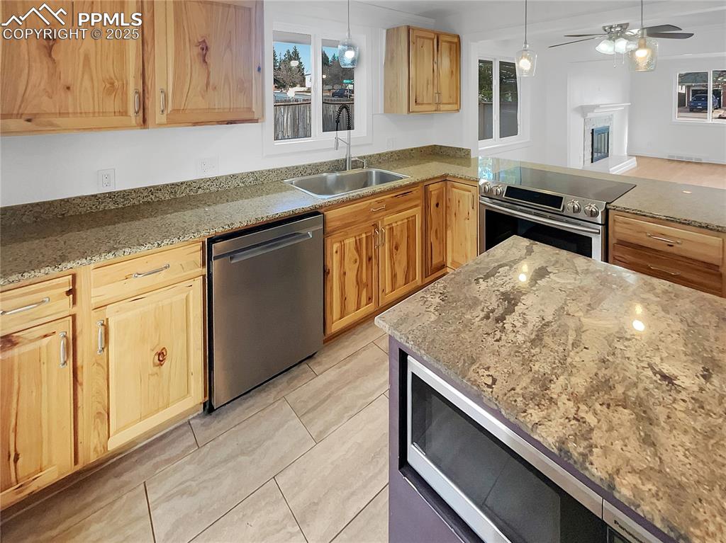 Image 8 of 21: No Description Available