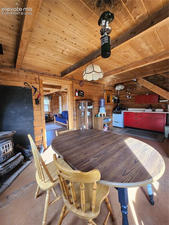 Image 6 of 31: Dining Area