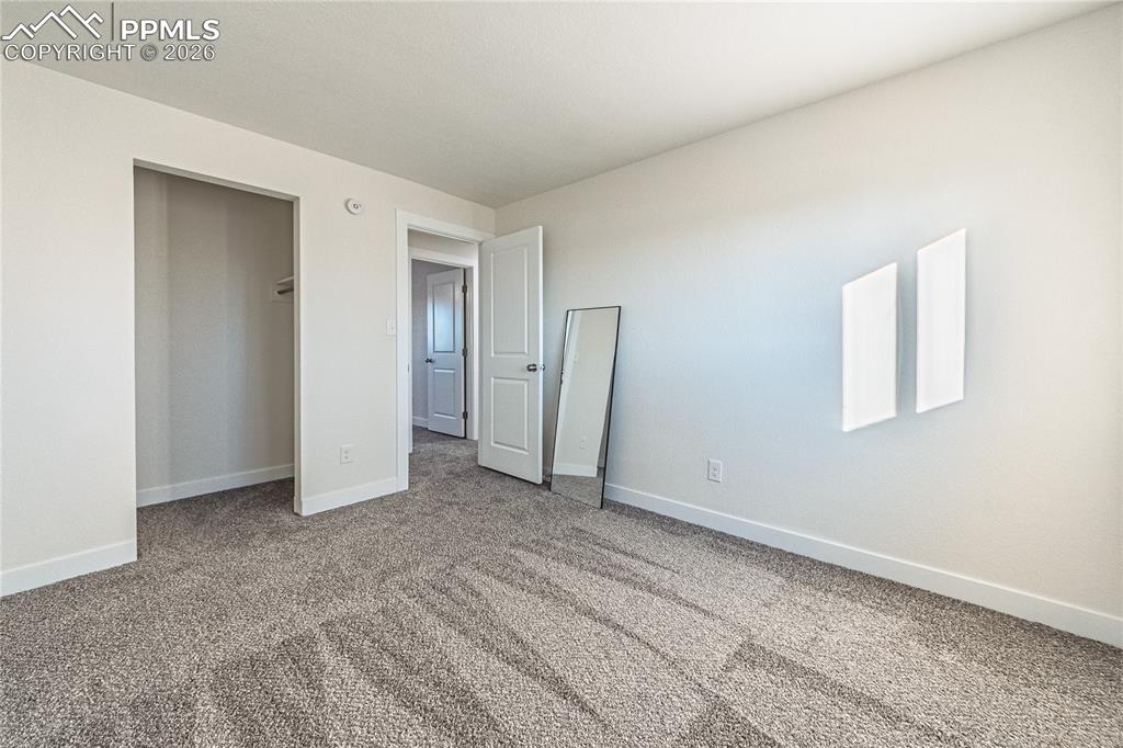 Image 25 of 35: Bedroom