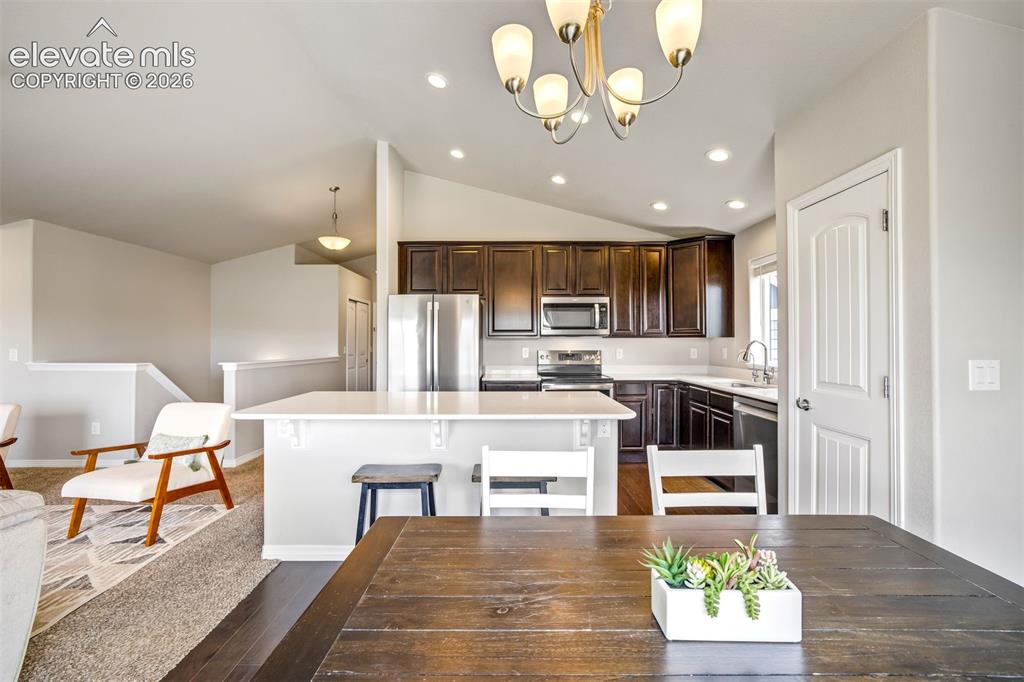 Image 14 of 49: Dining Area