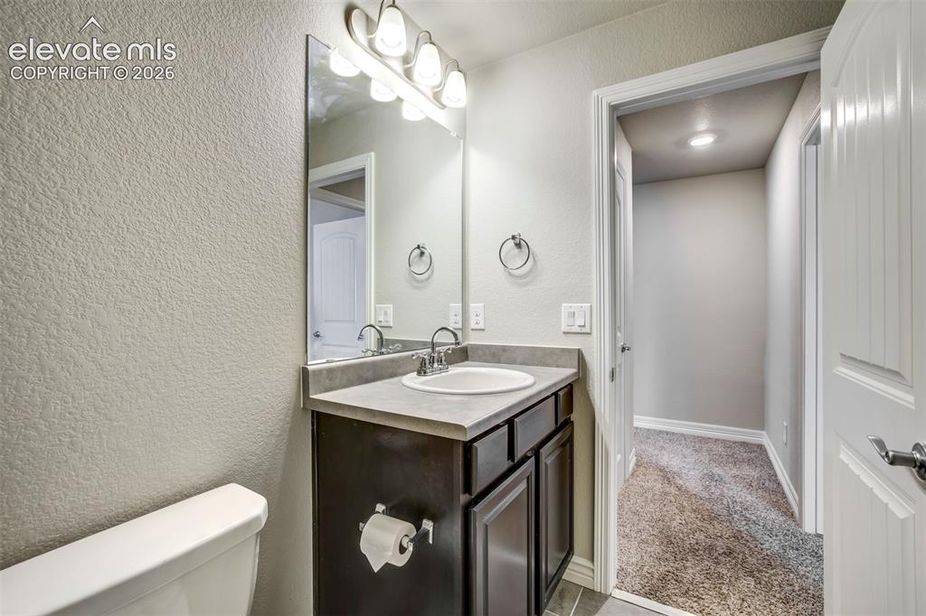 Image 36 of 49: Bathroom