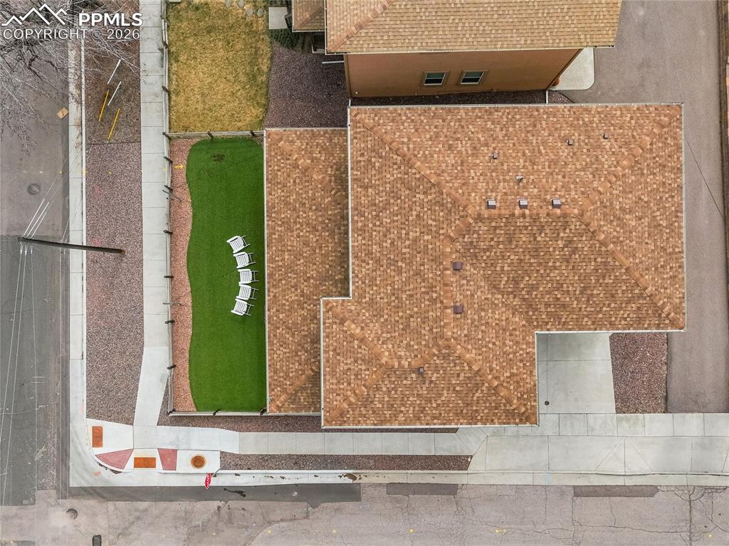 Image 39 of 47: New Class IV Shingle Roof.