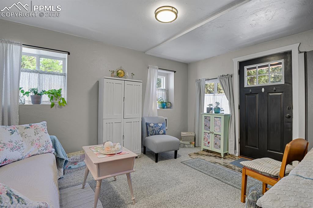 Image 22 of 50: Mother-in-law suite