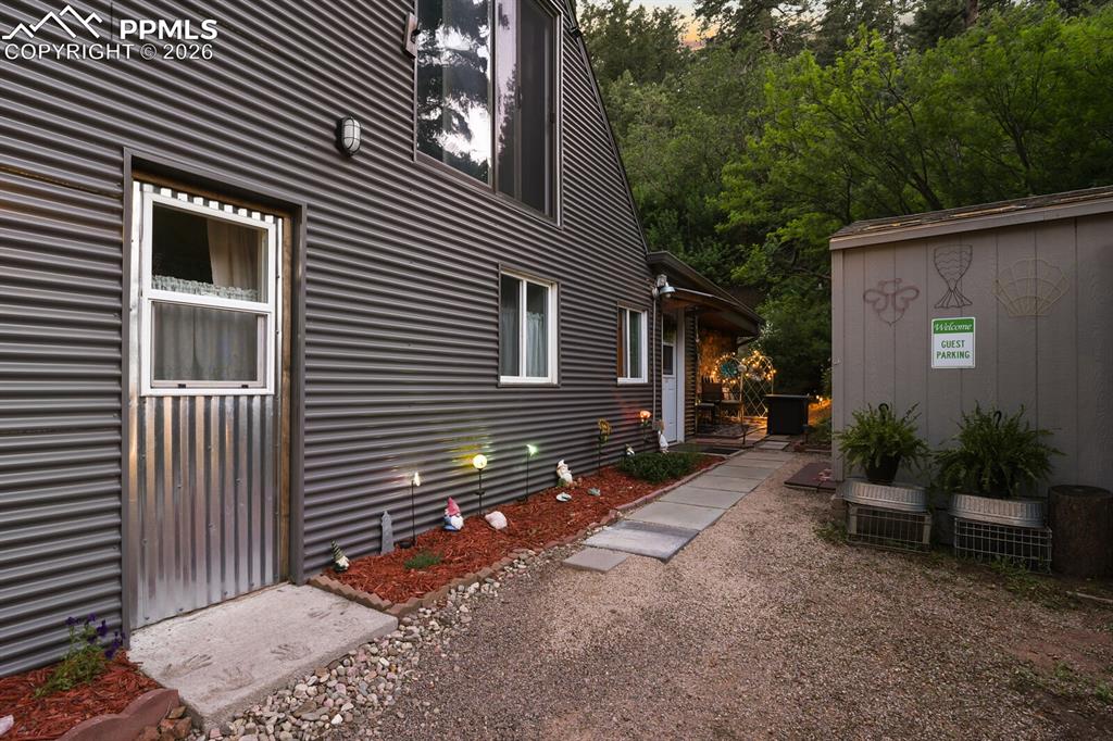 Image 32 of 50: STR entrance