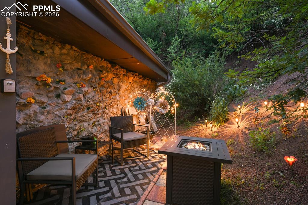 Image 33 of 50: STR patio