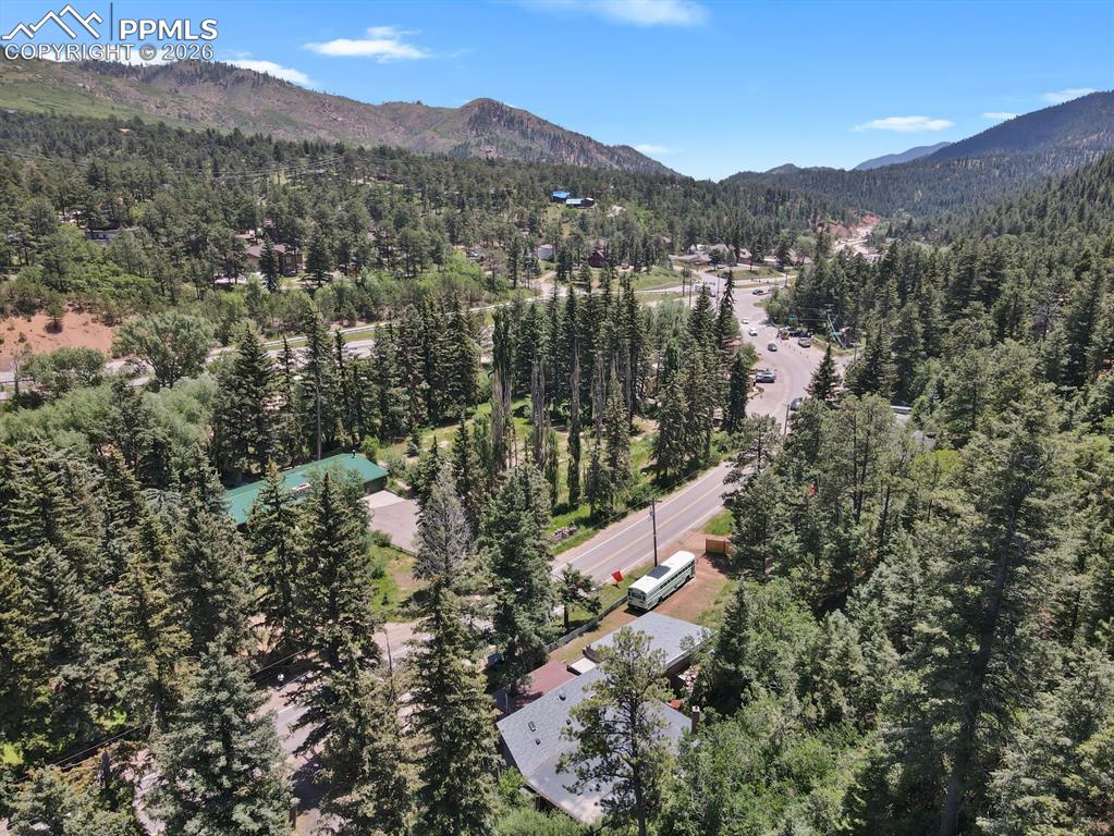 Image 49 of 50: Spectacular