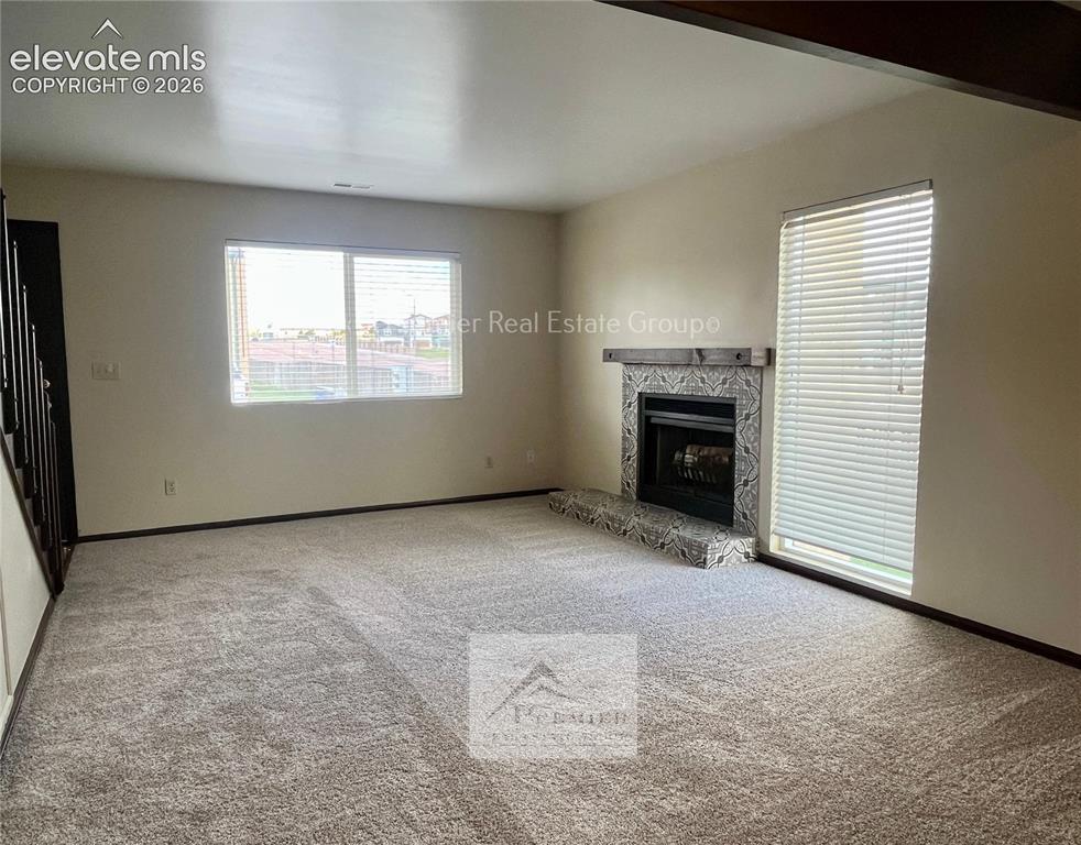 Image 3 of 13: Living Room